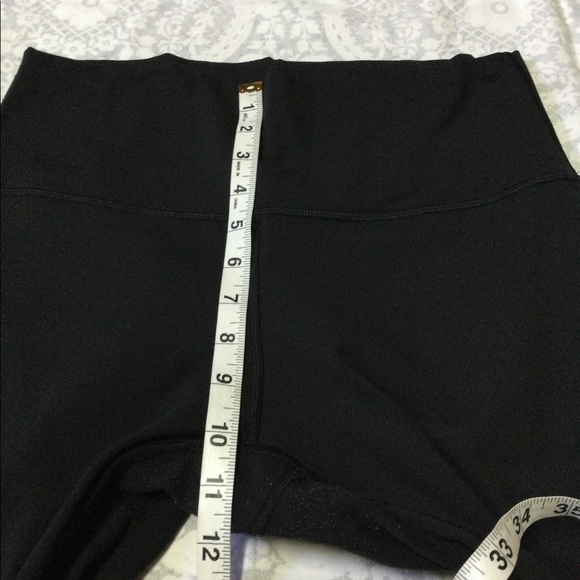 Lululemon Athletica Capri Leggings 10 - Picture 9 of 9